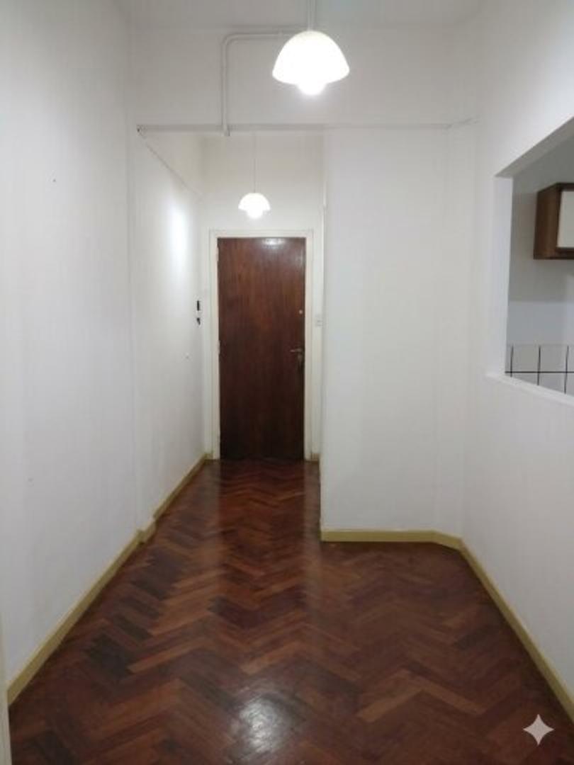Depto Tipo Casa en Venta de 2 ambientes