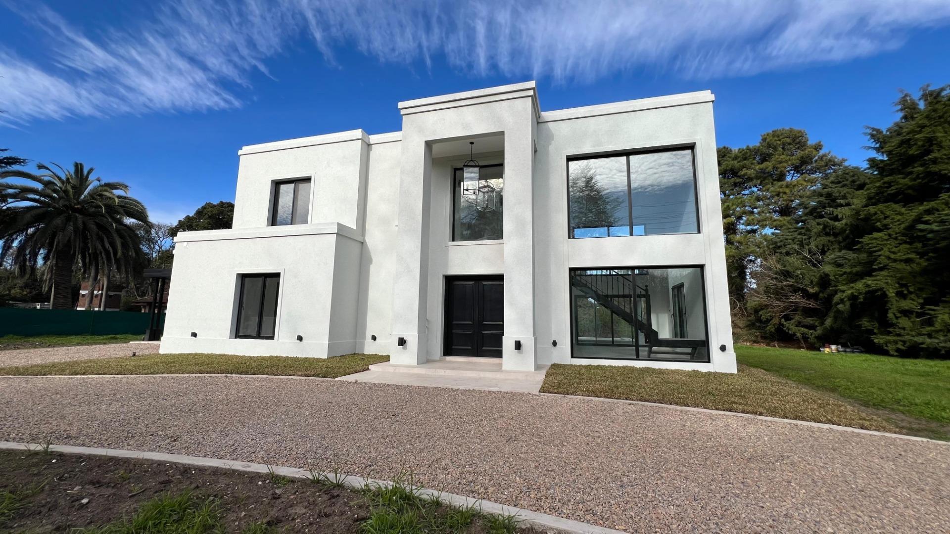 Casa en club de campo El Moro