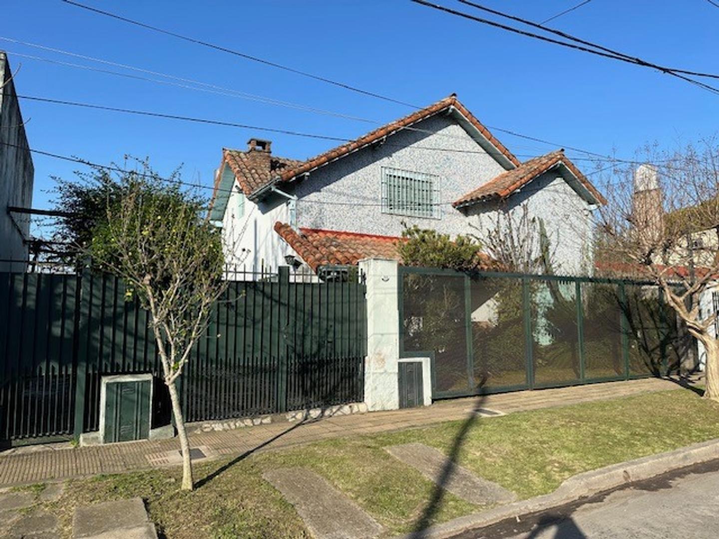 Casa a la venta en Don Torcuato