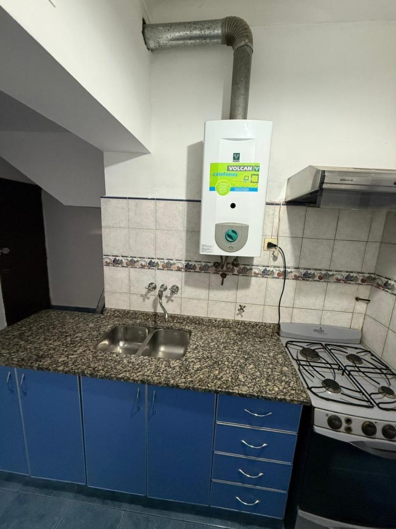 Depto Tipo Casa en Alquiler de 1 dormitorio