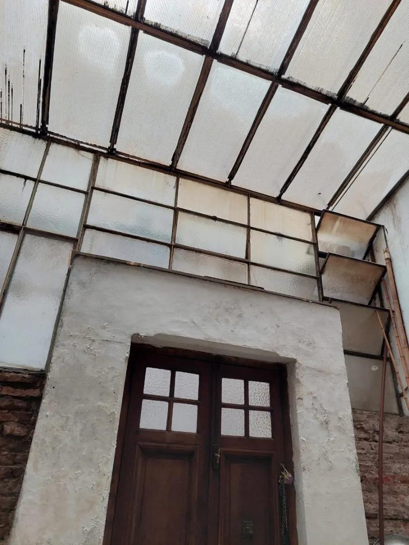 Depto Tipo Casa en Venta 100 años