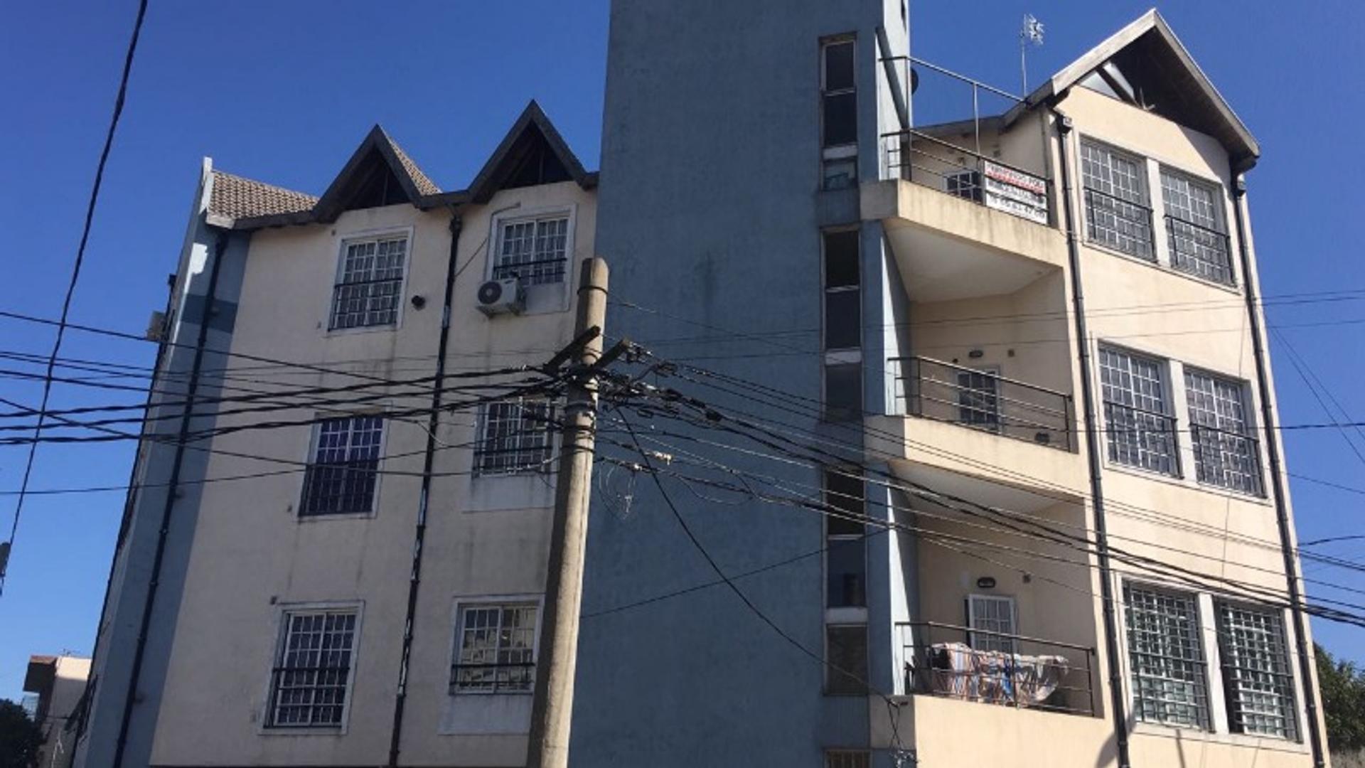 DEPTO 3 AMBIENTES C/COCHERA HAEDO MUY BUENA UBICACION