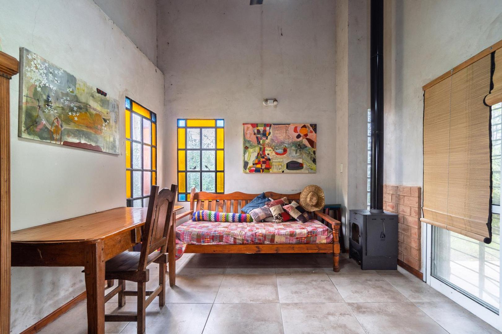 Casa 3 ambientes con 1 baño