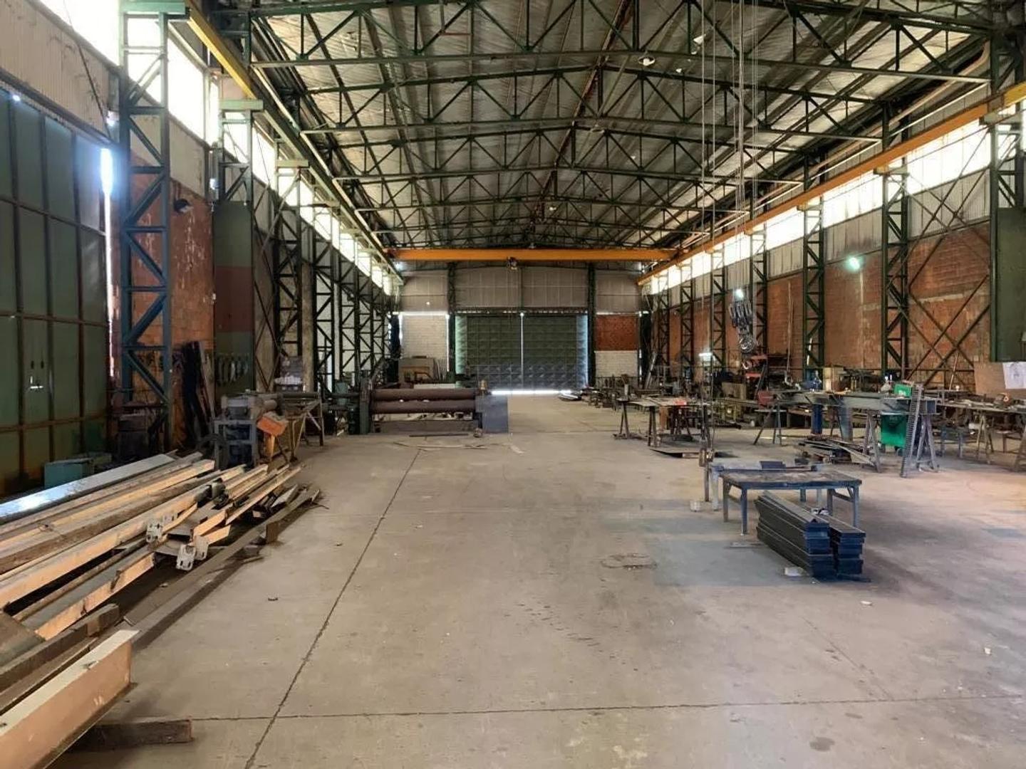Imponente galpon en venta en zona industrial Pablo Nogues