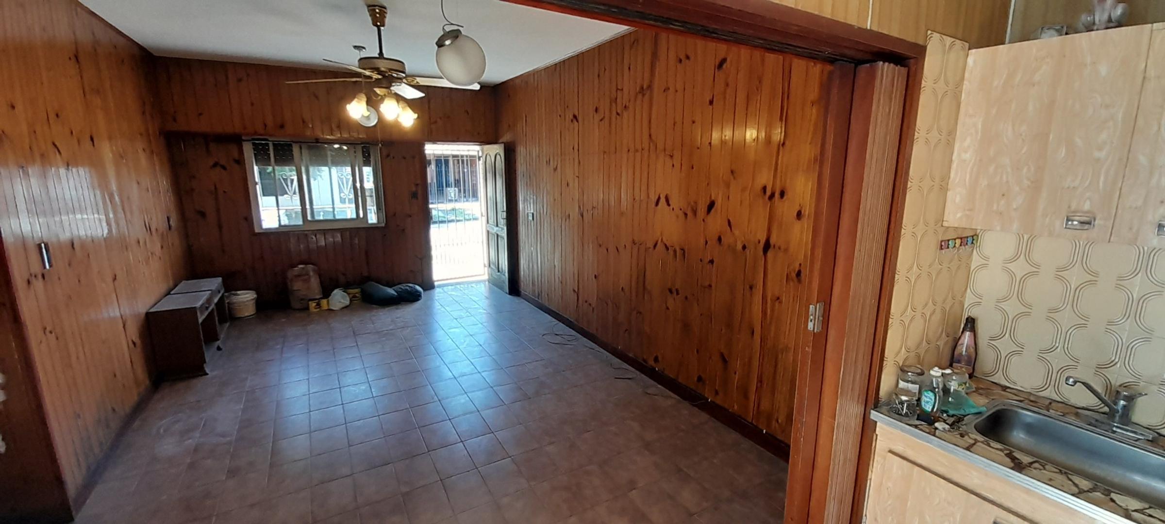 Depto tipo CASA EN VENTA - POSADAS AL 2600, LANÚS ESTE