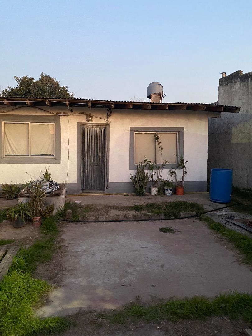 VENTA DE CASA  EN JOSE C PAZ