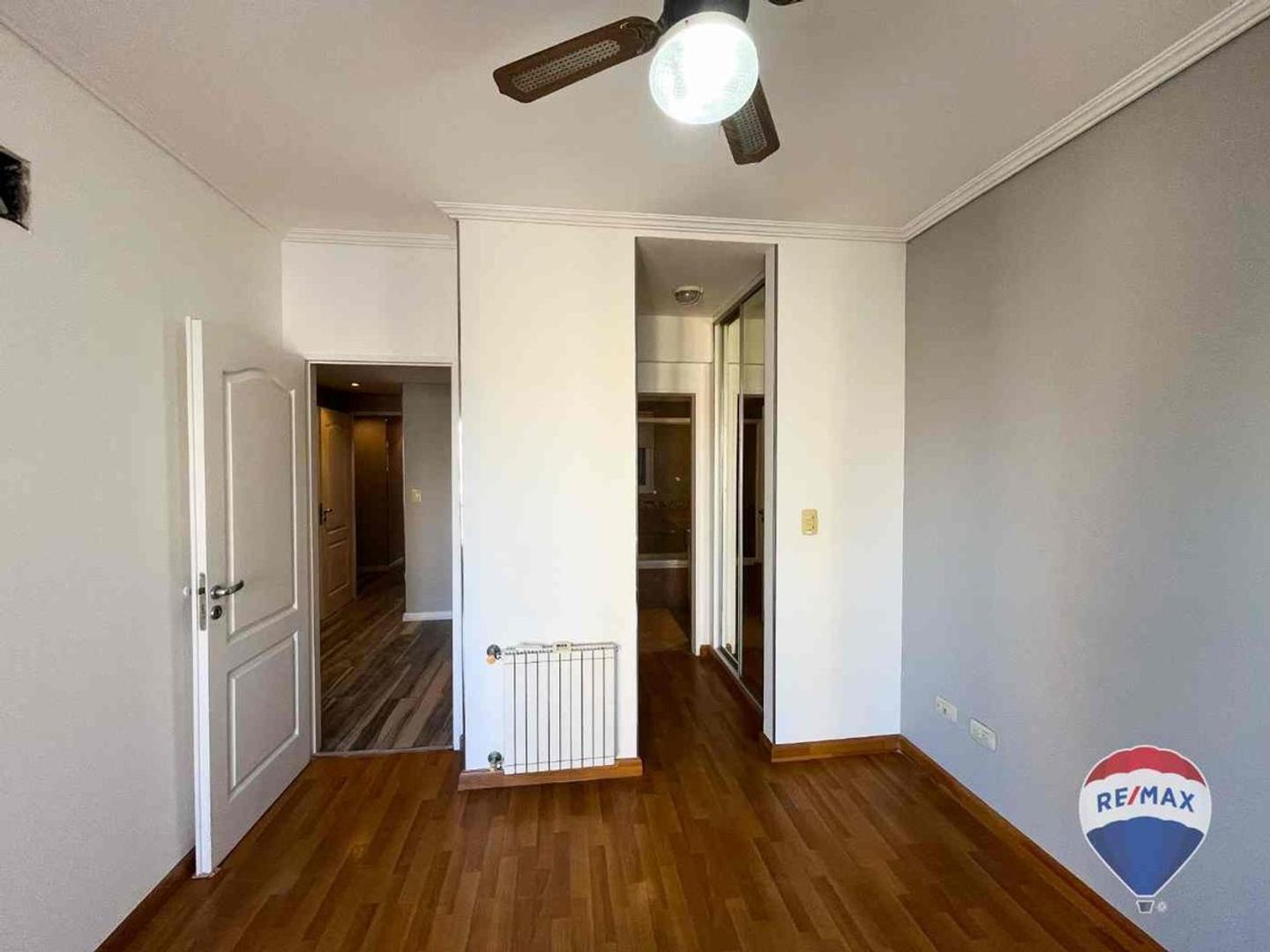 Departamento en Venta en Lomas De Zamora, USD 280.000