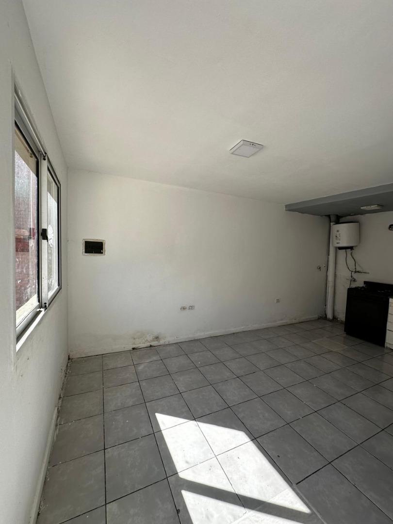 Departamento en Alquiler en Pueblo Esther, $ 340.000