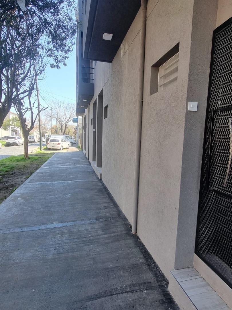 San Martin 1902 , Piso Pb