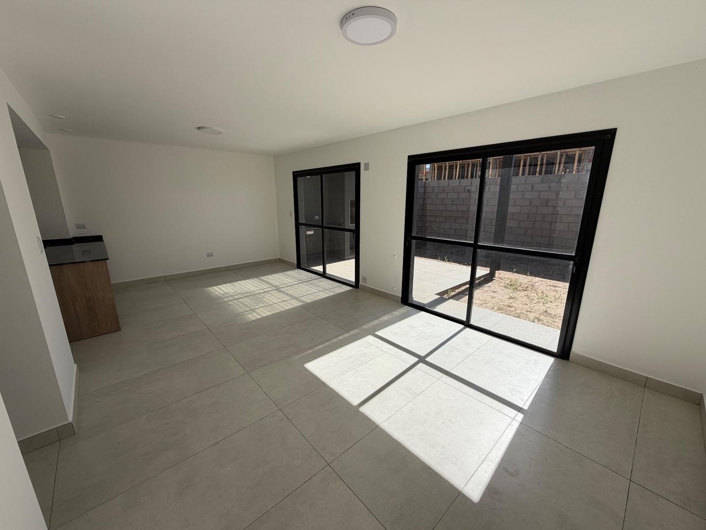 Solares De Manantiales