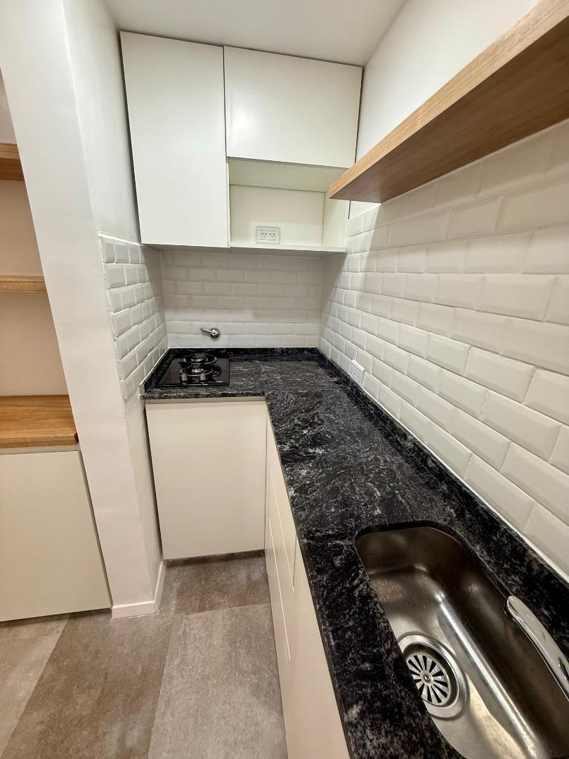 3 Ambientes Chicos con PATIO OPORTUNIDAD