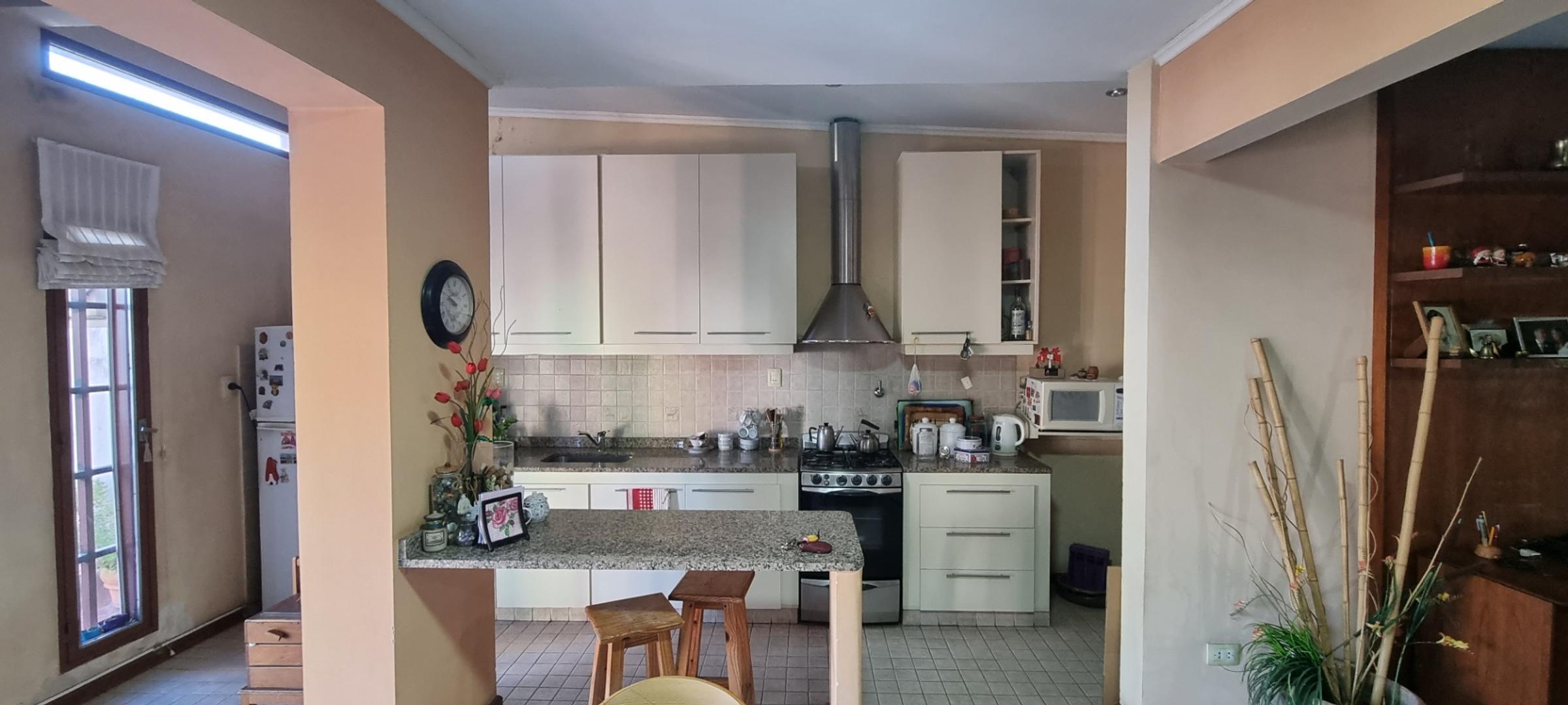 Casa en Venta en San Nicolas De Los Arroyos, USD 110.000