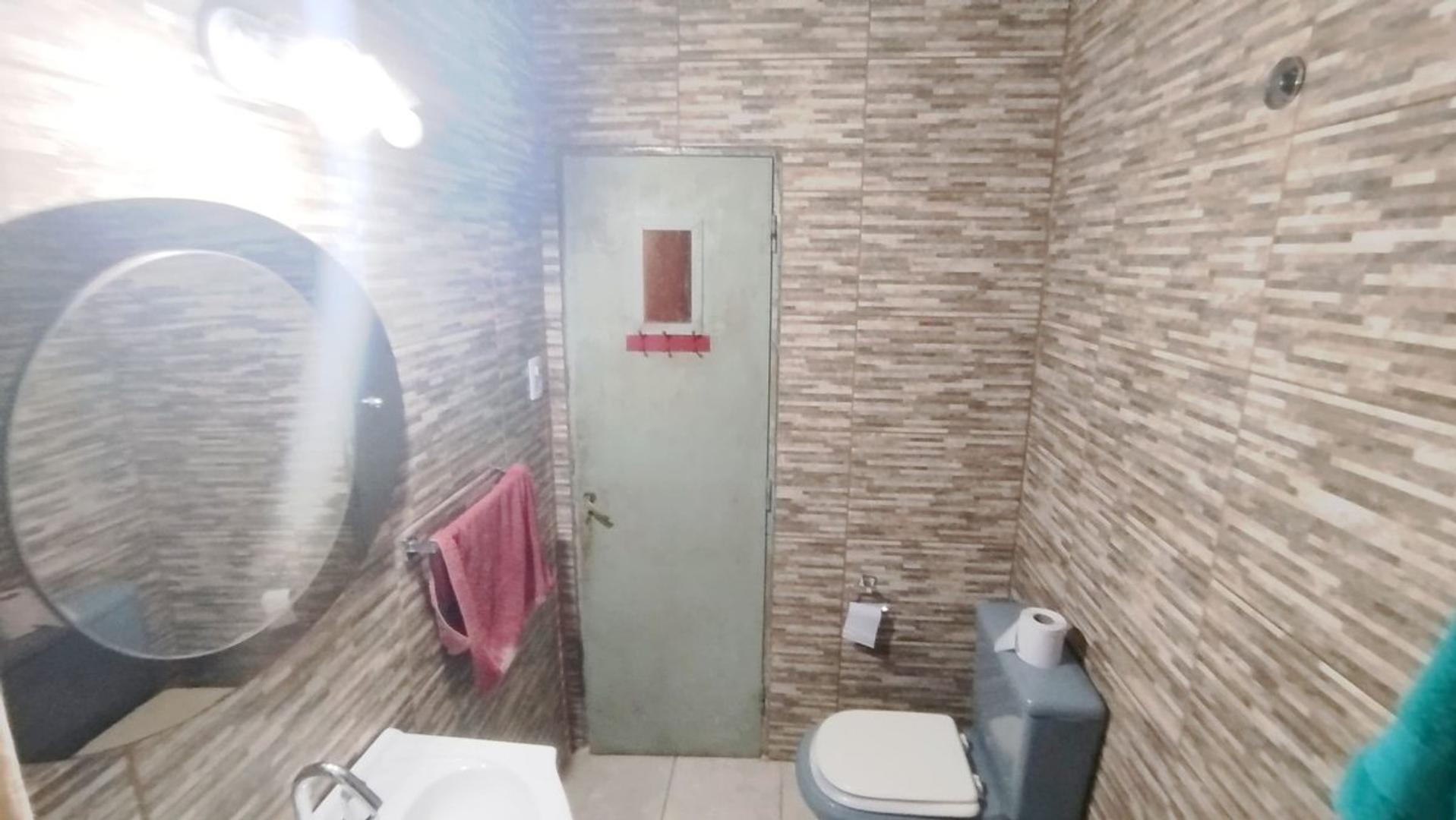 VENTA CASA 2 DORM GRAN PATIO V. EL LIBERTADOR