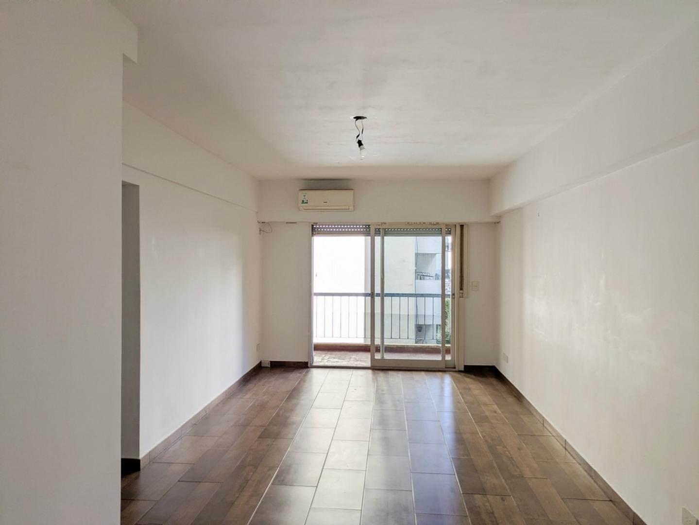 Alquiler Departamento 3 Ambientes con Balcón en Belgrano