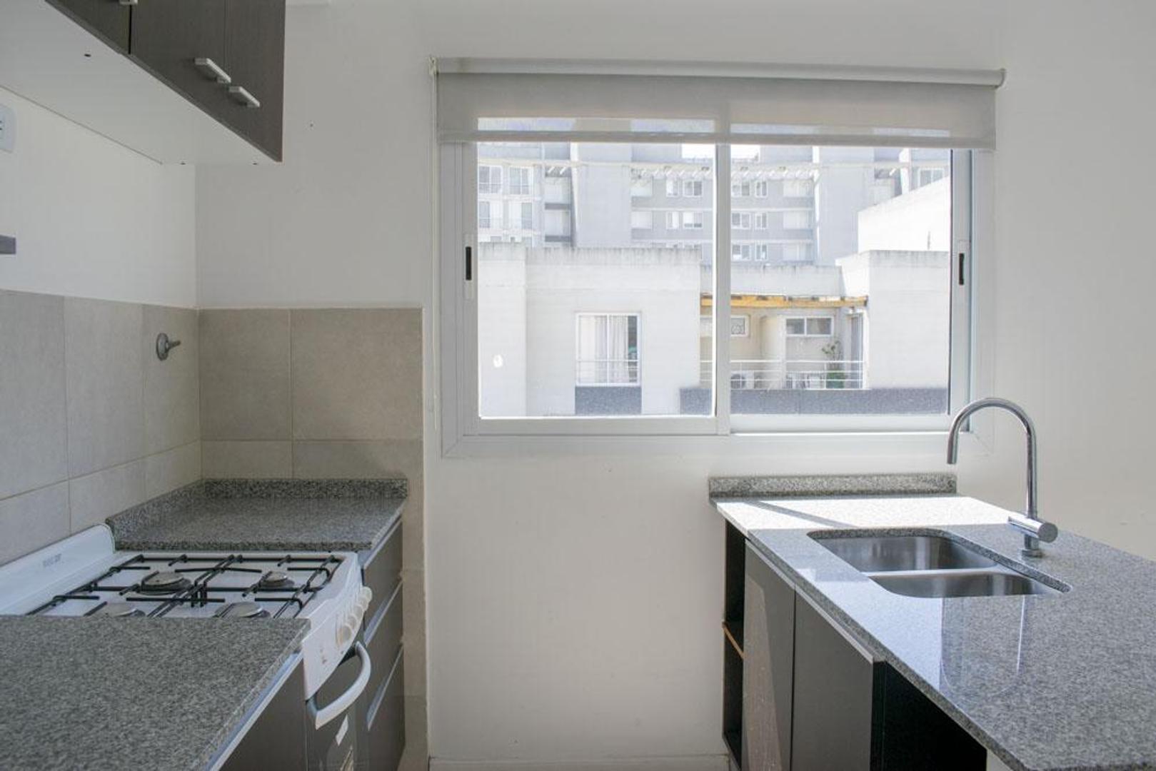 Casa 2 ambientes con 1 baño