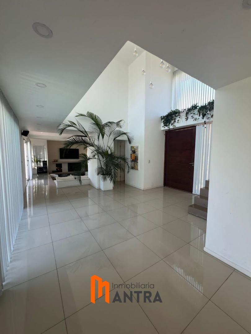 Casa en Venta en Valle Escondido Santina Norte, USD 485.000