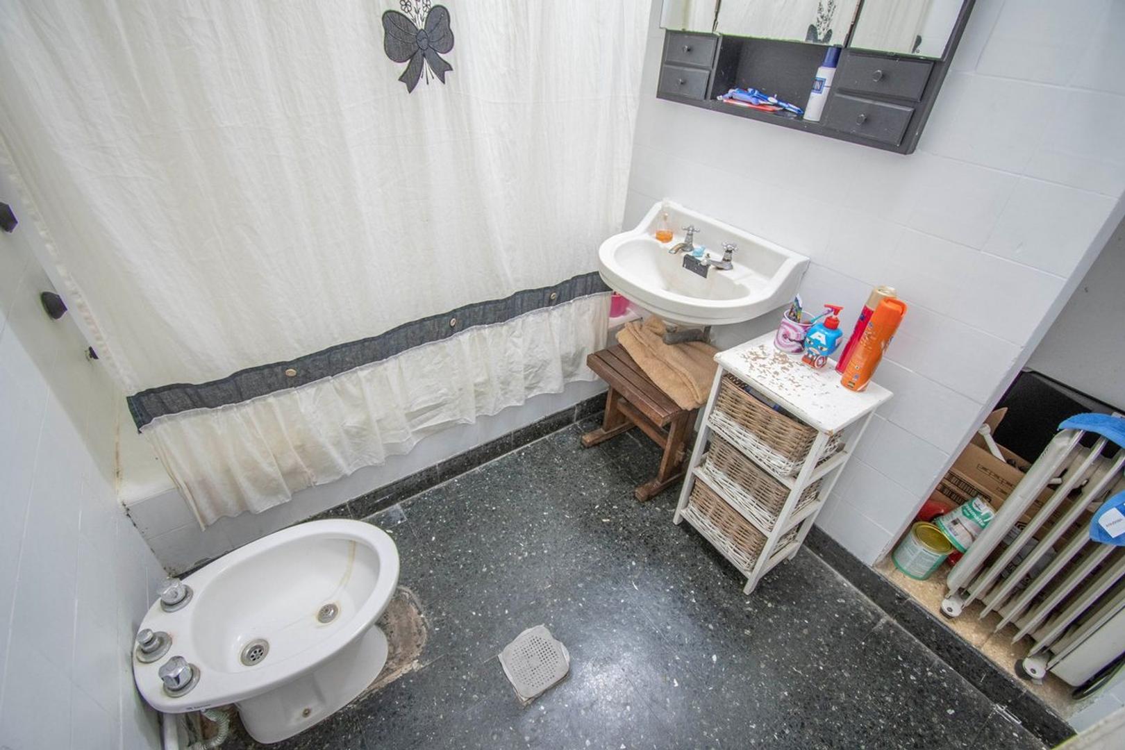 Casa de 3 ambientes en lote propio de 340mt2