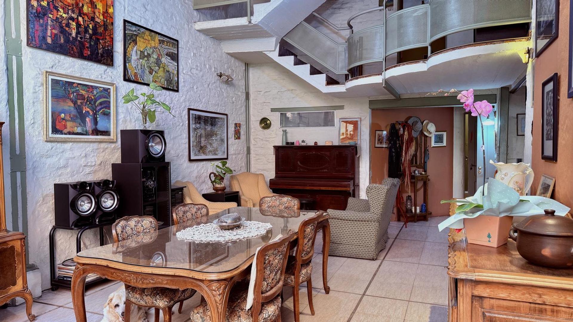 Casa en Venta de 5 dormitorios