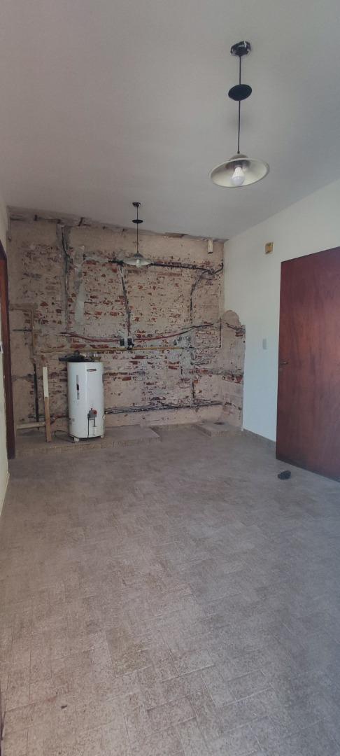 Depto Tipo Casa 3 ambientes con 1 baño