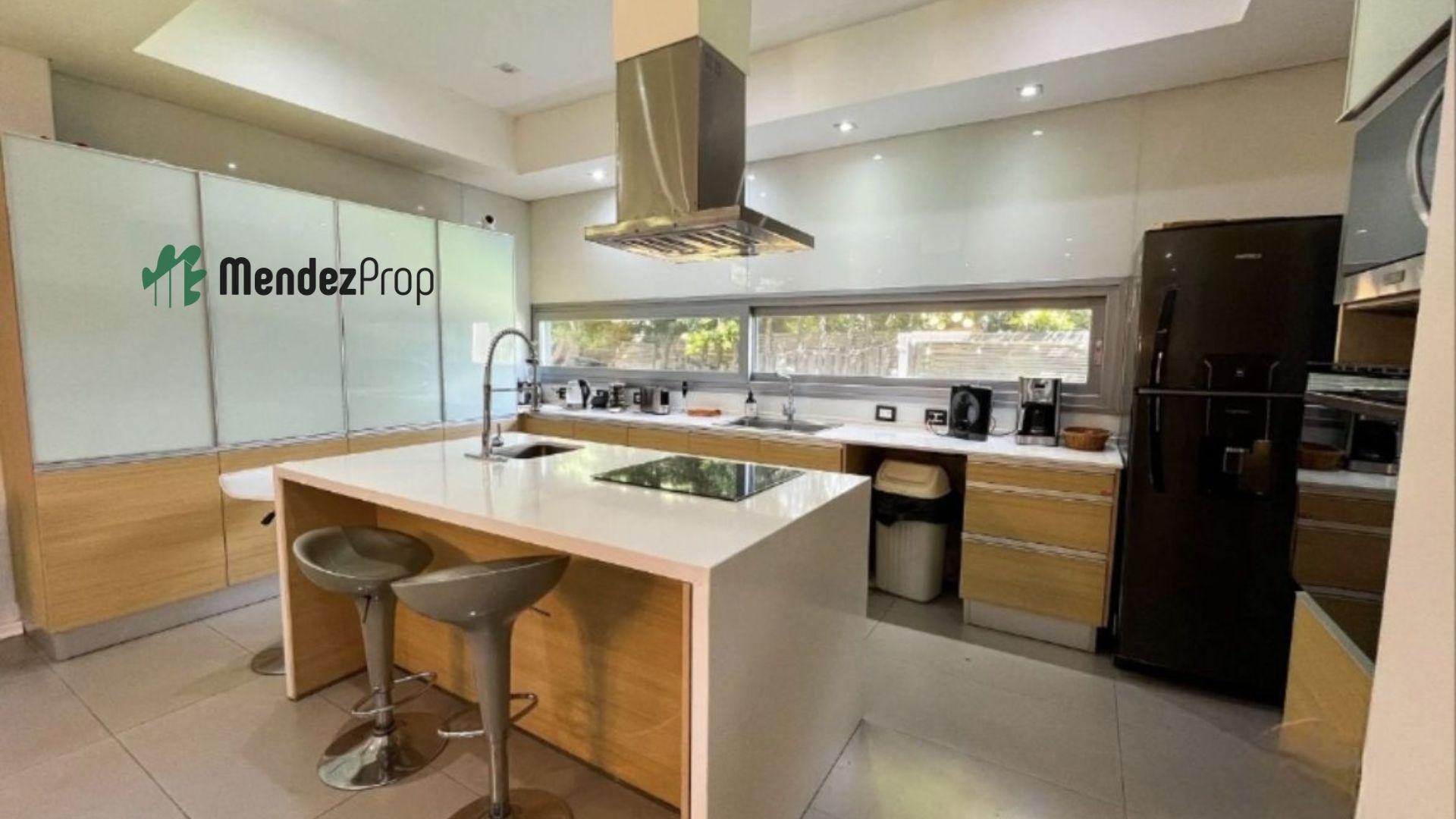 Casa En Venta En Lagos De Canning 1