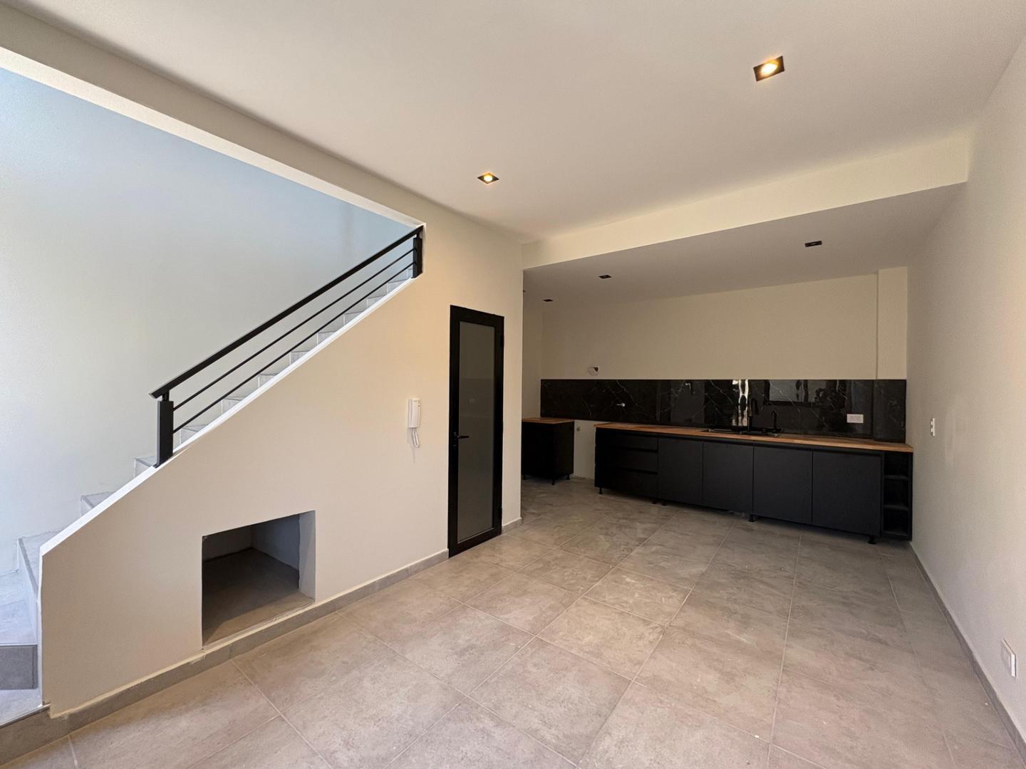 Complejo de Dptos. a ESTRENAR -