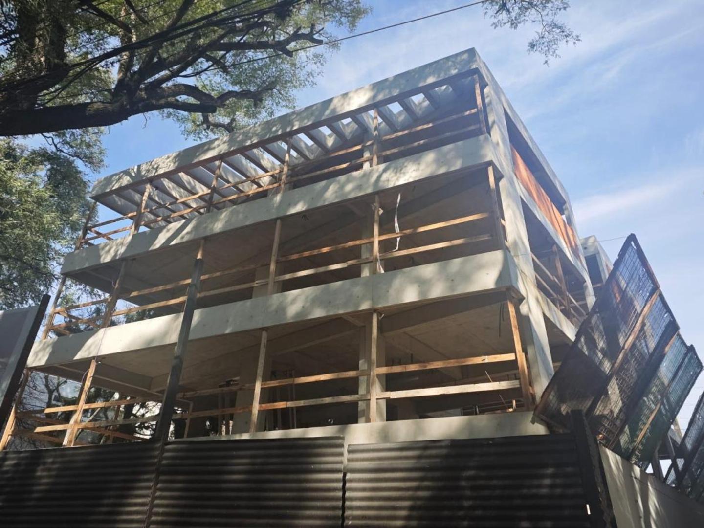 Departamento en Venta en Acassuso Vias  /  Libertador, USD 440.000