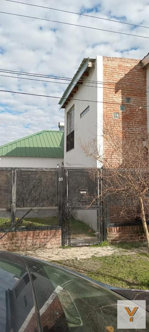 Casa en venta - 4 Dormitorios 2 Baños - 845Mts2 - Entre Ríos