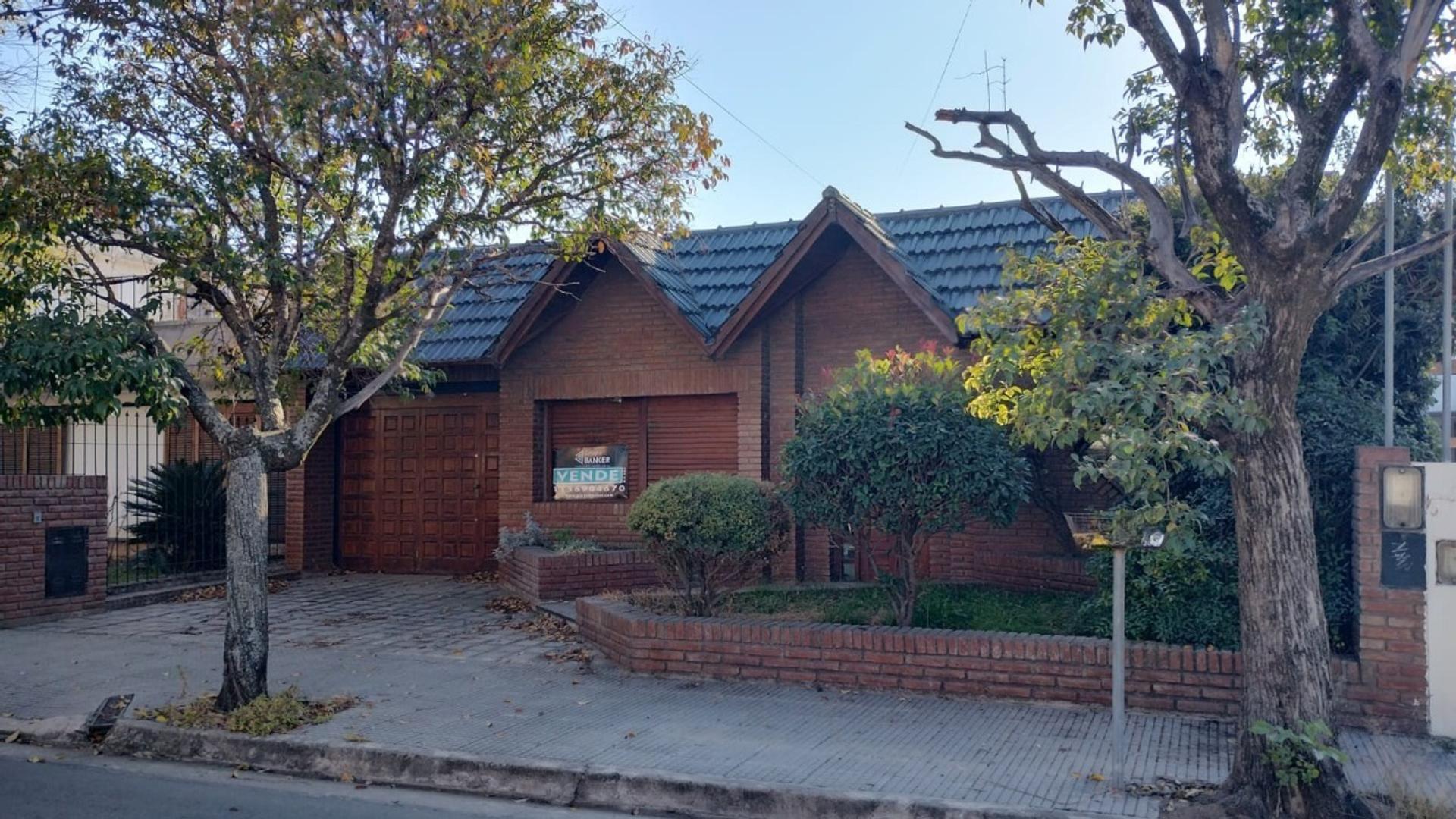 Jose Barros Pazos 3800