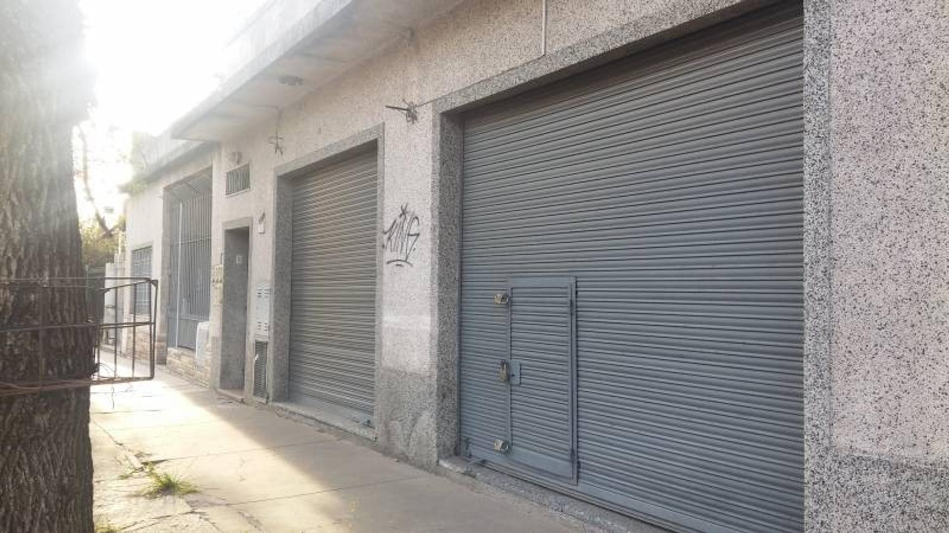 Local en Venta en Bernal, USD 150.000