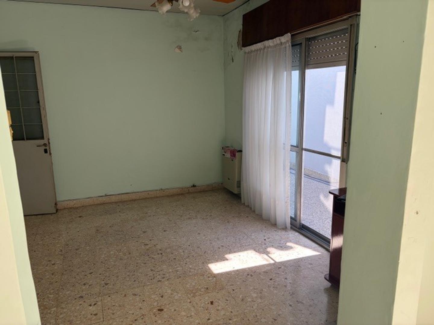 Depto Tipo Casa en Venta 58 años