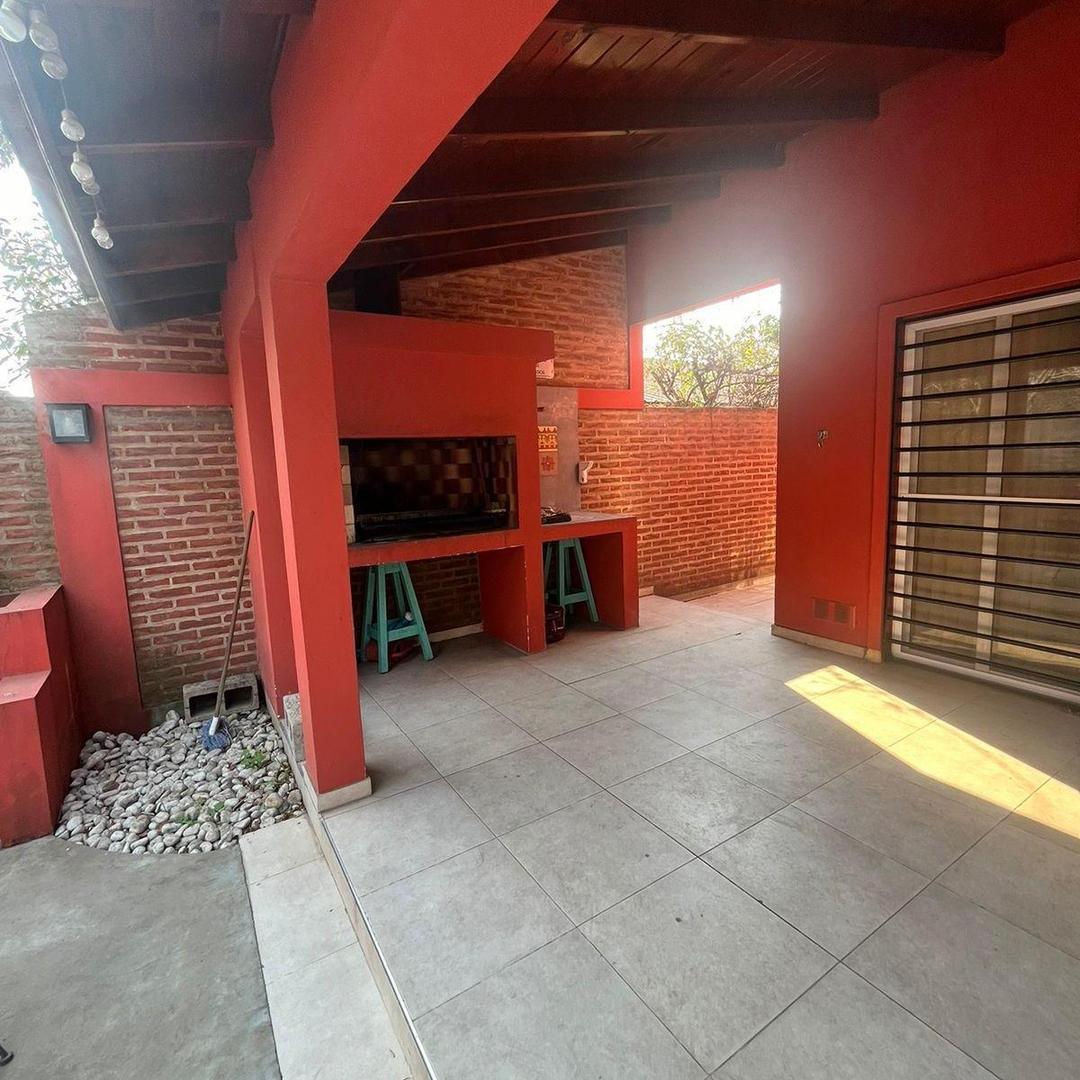 IMPERDIBLE CASA APTA A CREDITO 
