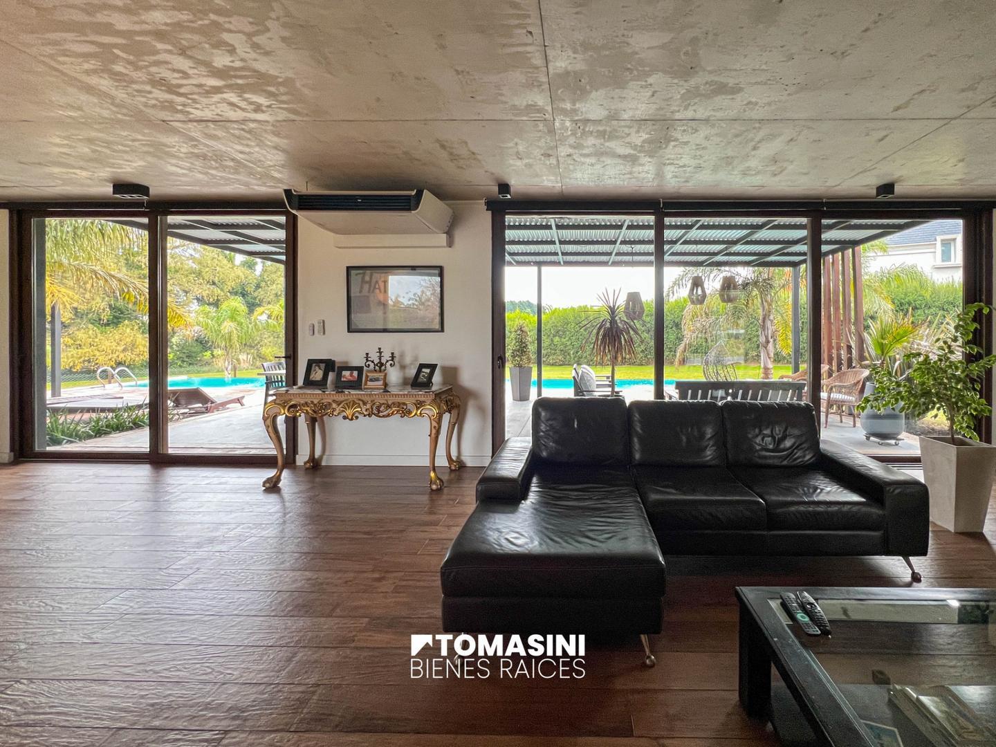 Casa 4 ambientes con 4 baños