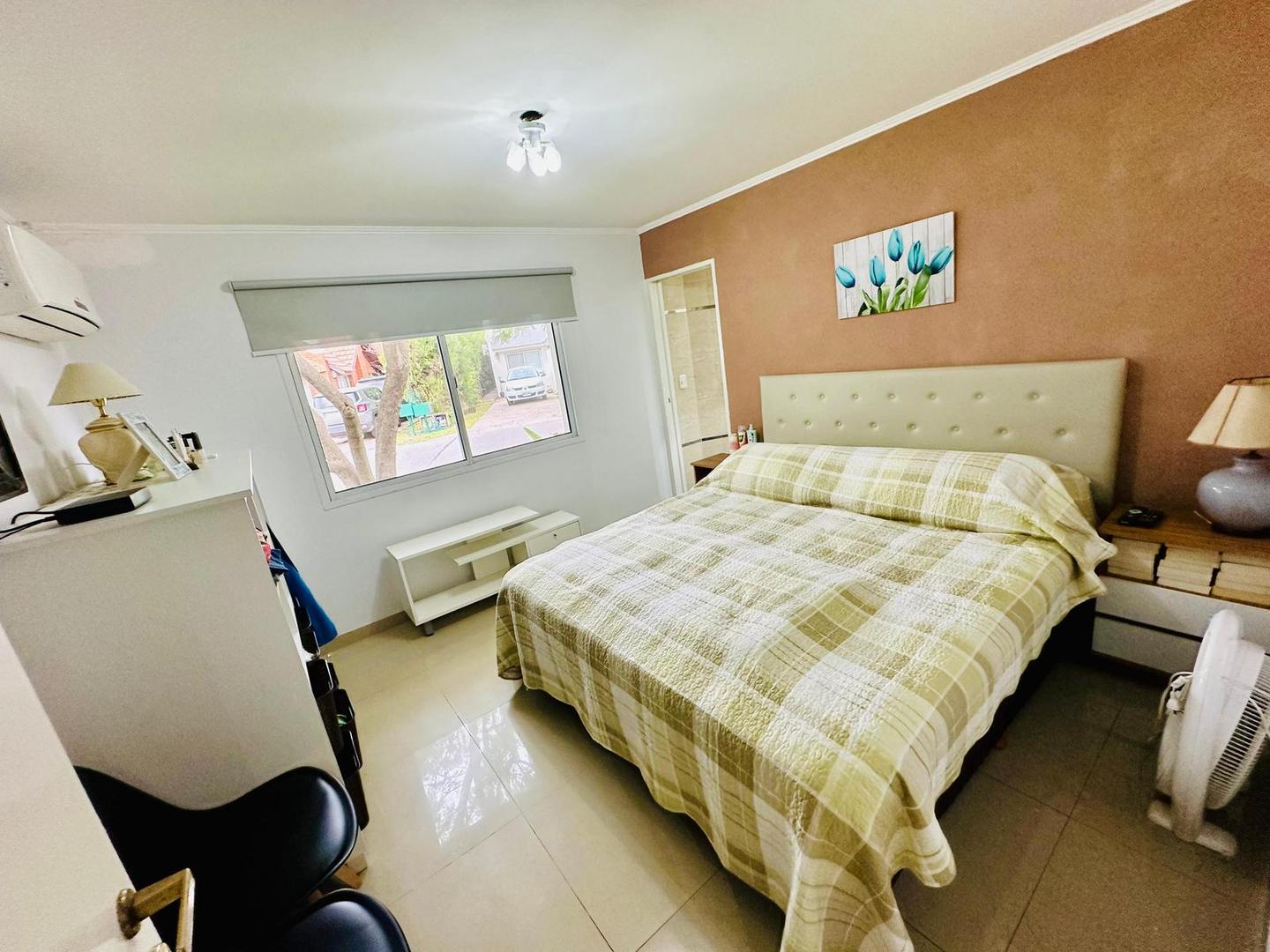 Casa en Alquiler de 4 dormitorios