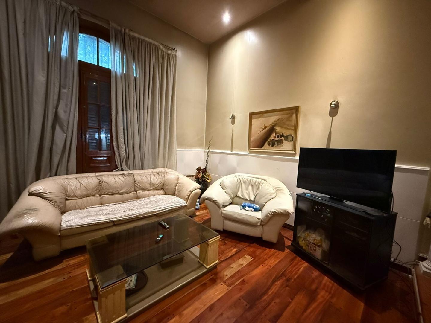 Depto Tipo Casa en Venta en Caballito Sur, USD 285.000