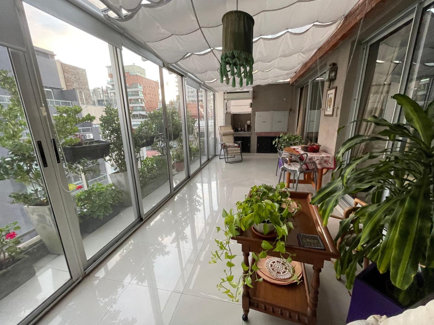 Venta departamento 3 ambientes-Las Cañitas