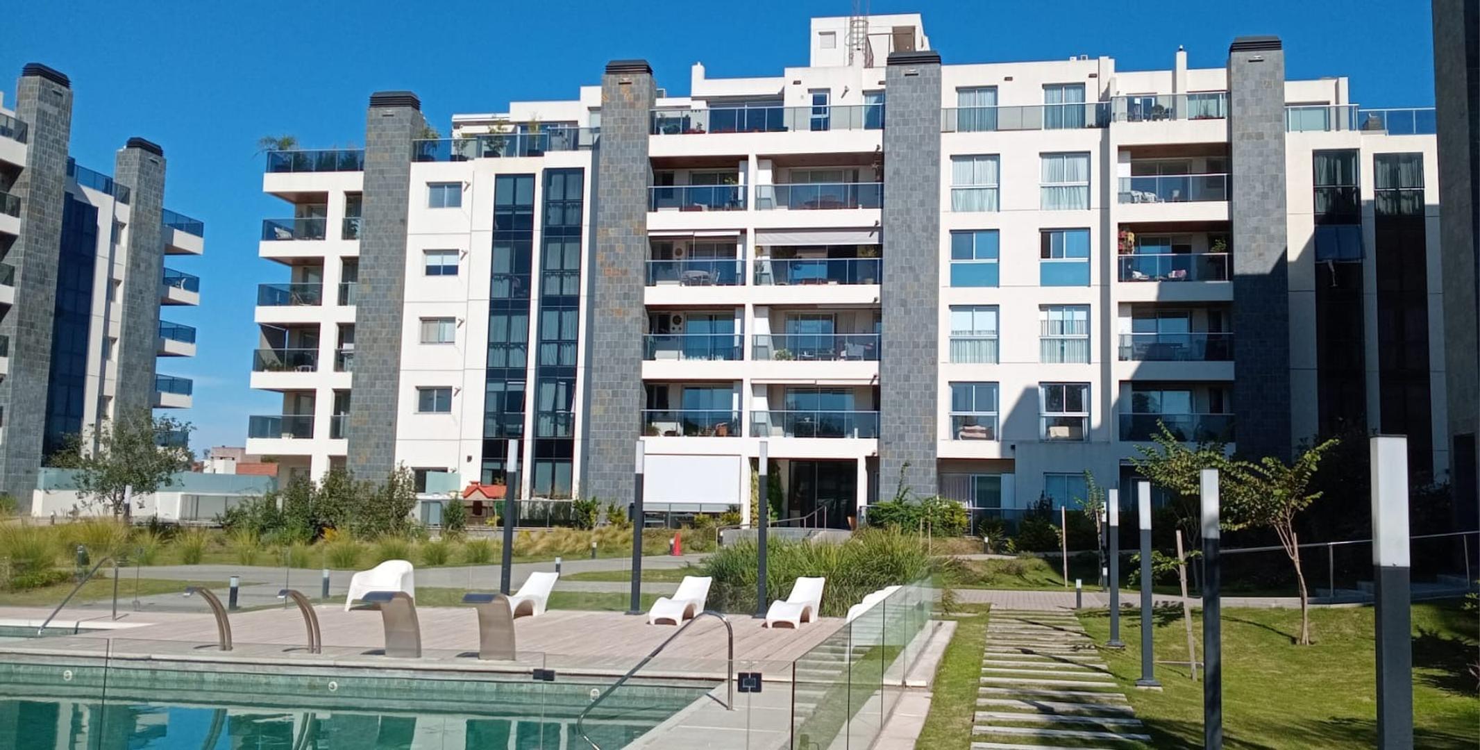 Julio Borda 900, Piso 3