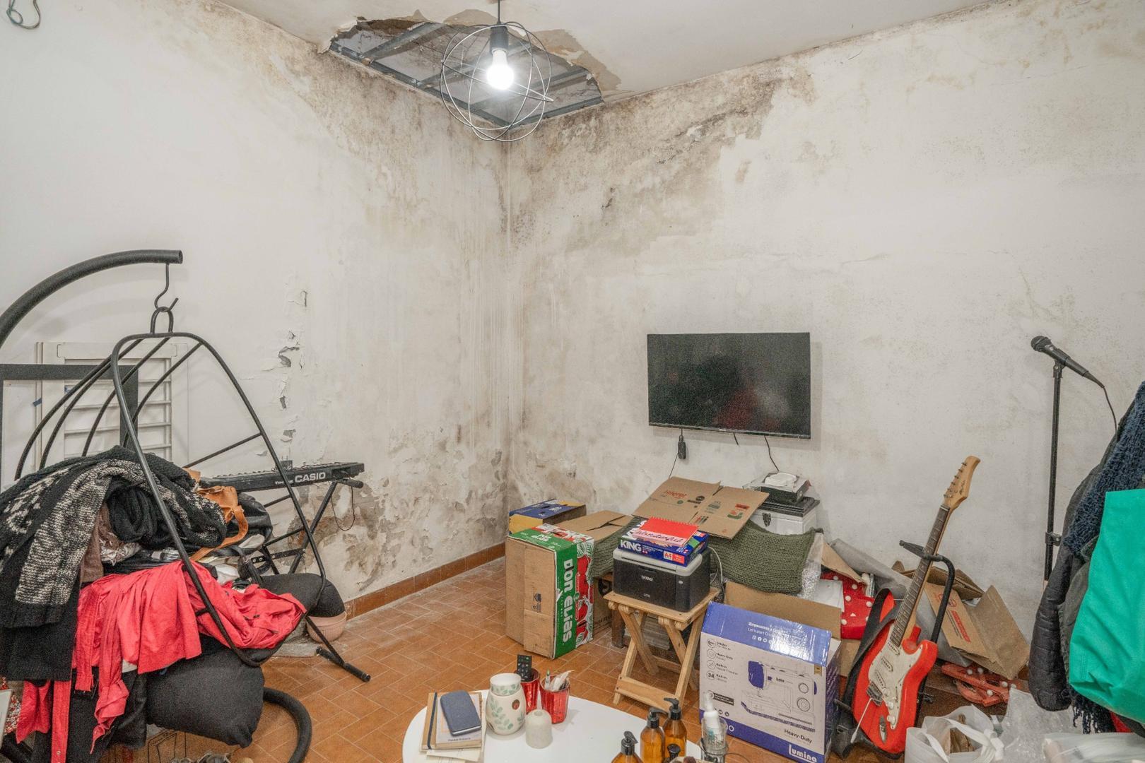 Casa 5 ambientes con 1 baño