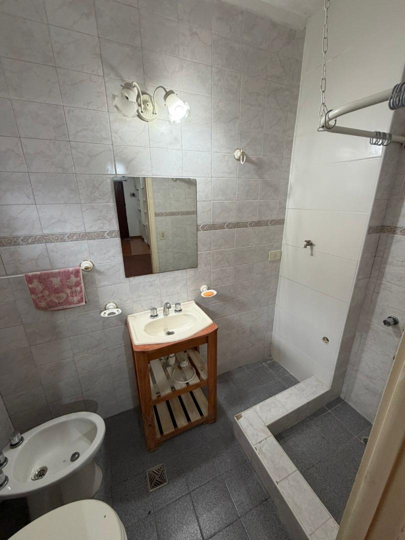 Depto Tipo Casa en Alquiler de 1 dormitorio