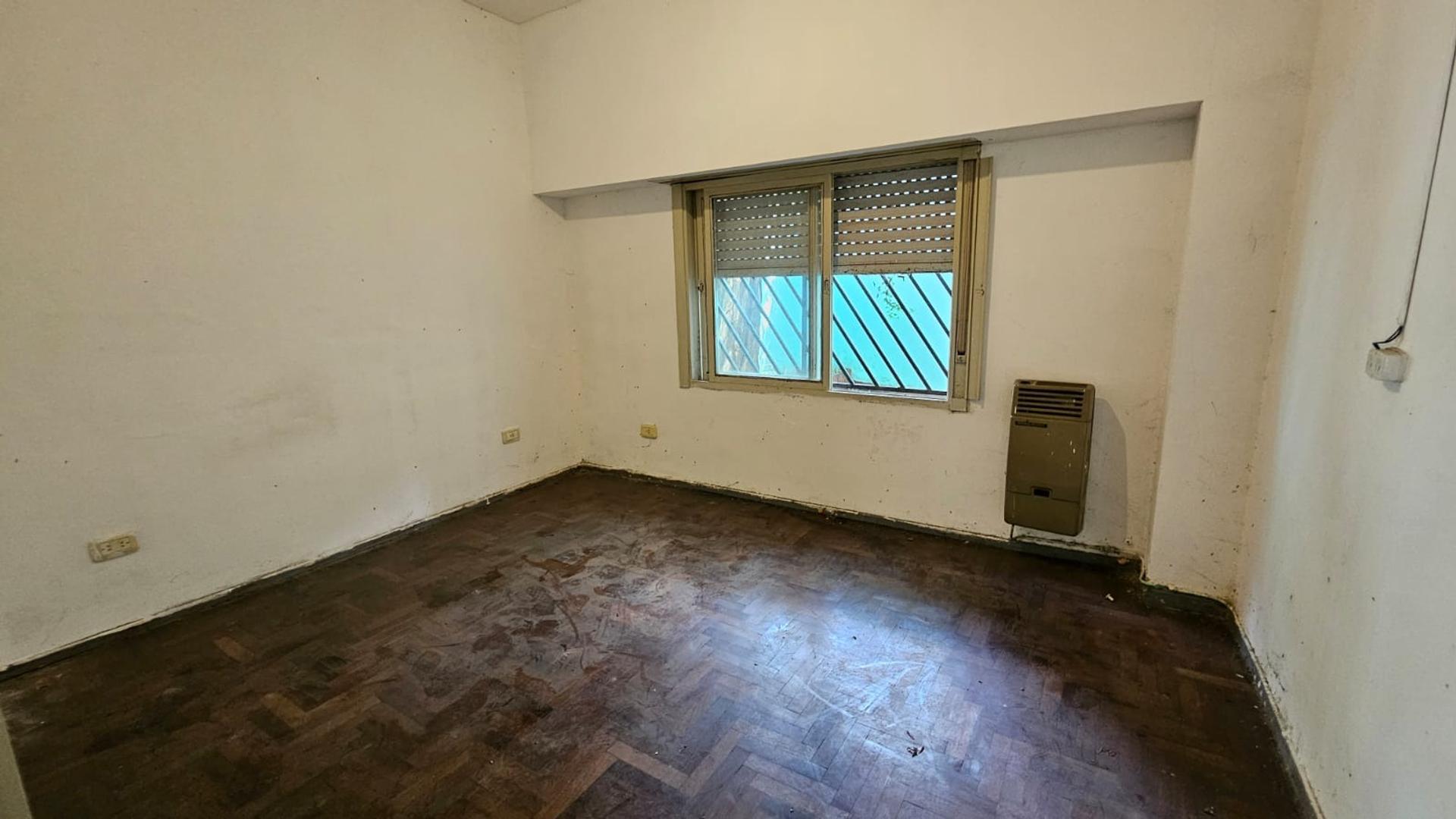 Buenos Aires 600, Piso PB