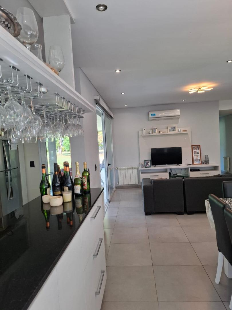 Casa en Alquiler de 4 dormitorios