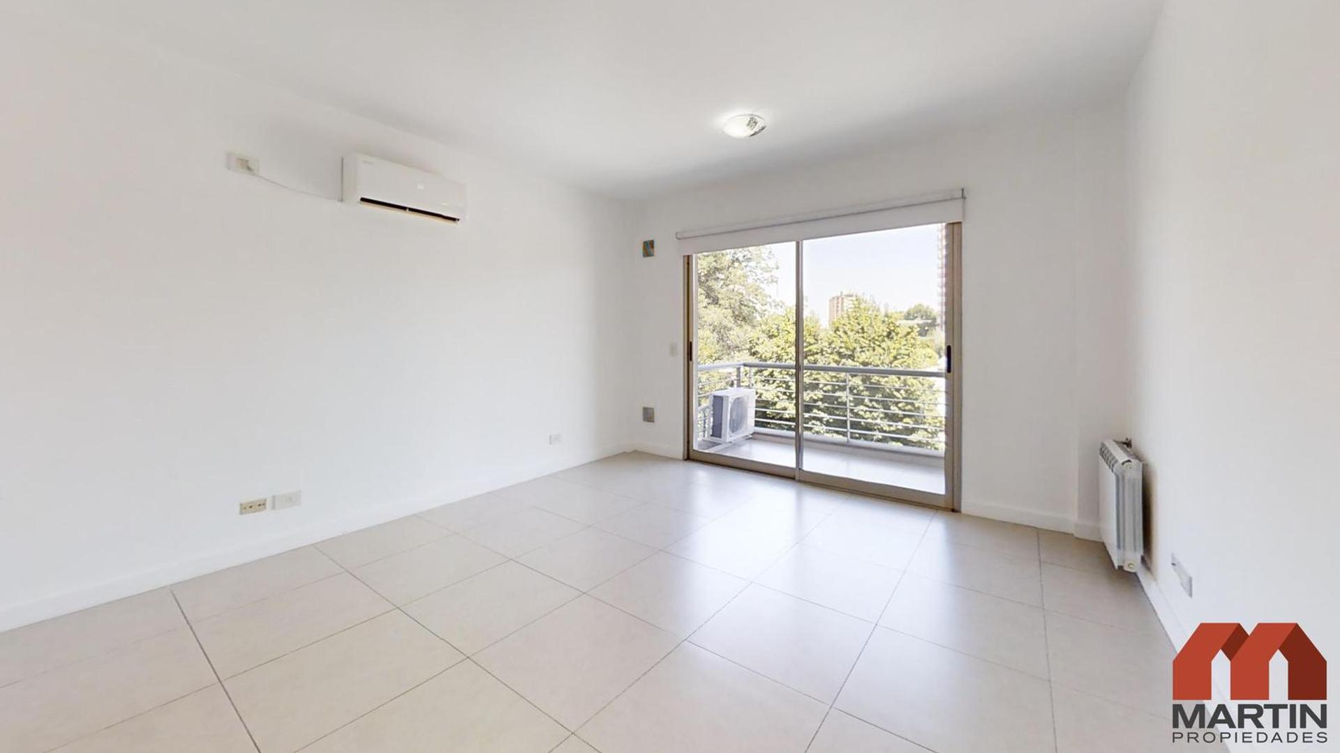 Departamento en venta en Tigre, 2 amb con balcón, parrilla, SUM y pileta