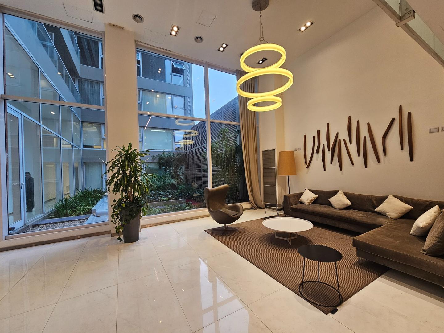 Oficina Monoambiente con 2 baños