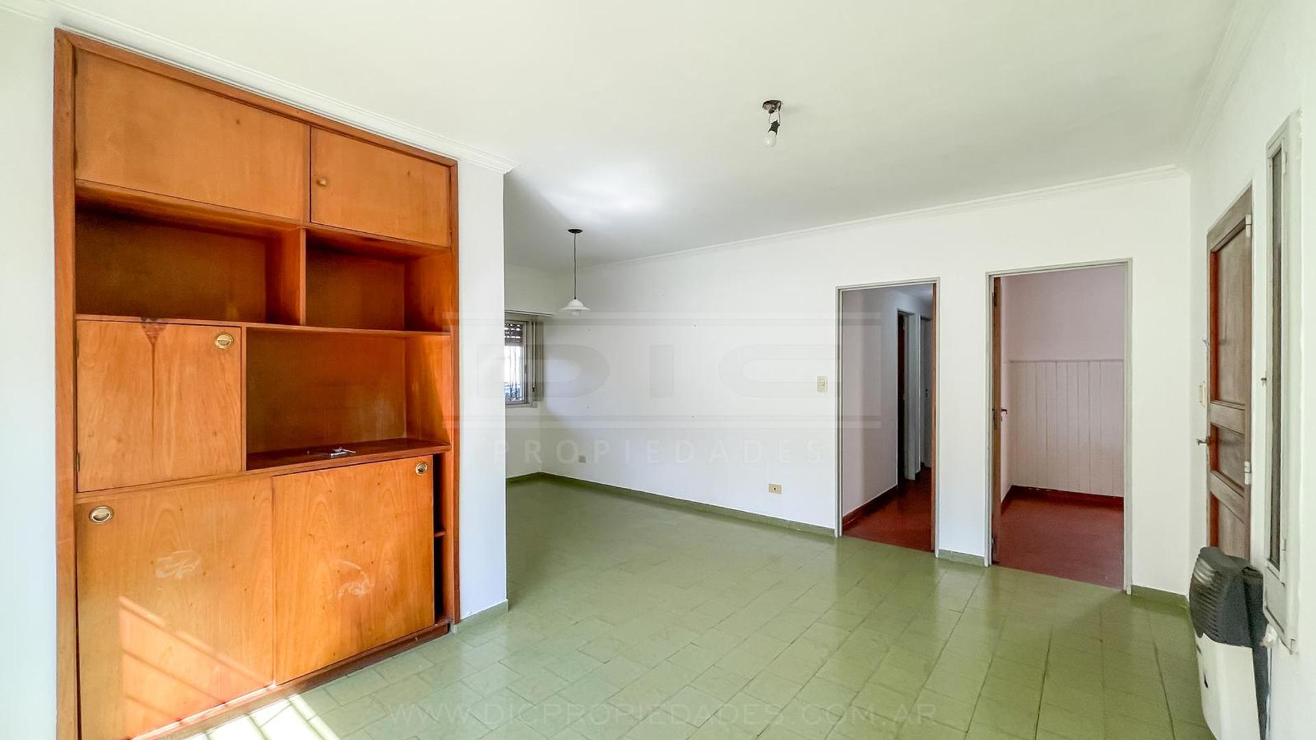 Depto Tipo Casa en Venta de 3 ambientes