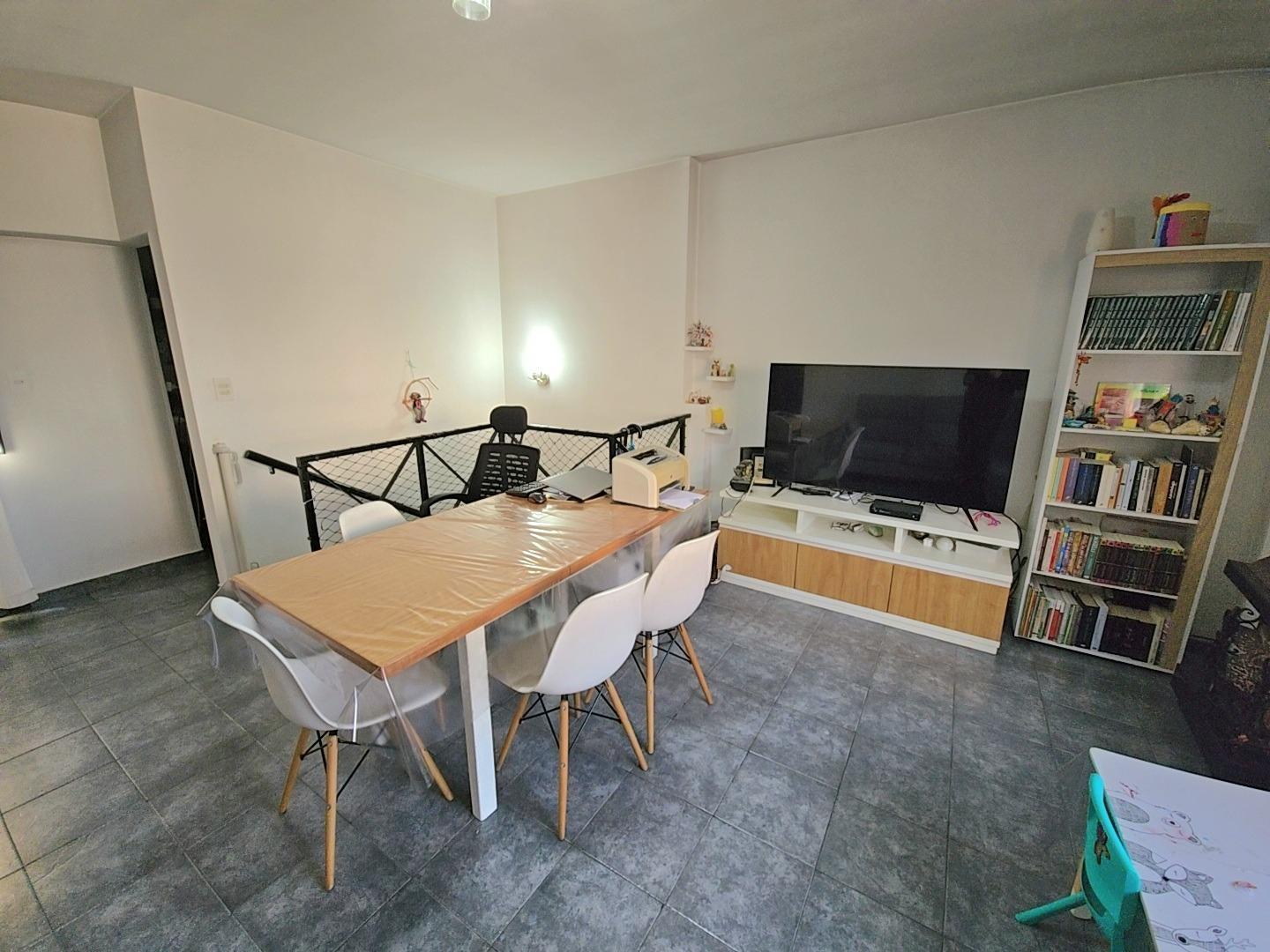 Depto Tipo Casa 3 ambientes con 1 baño