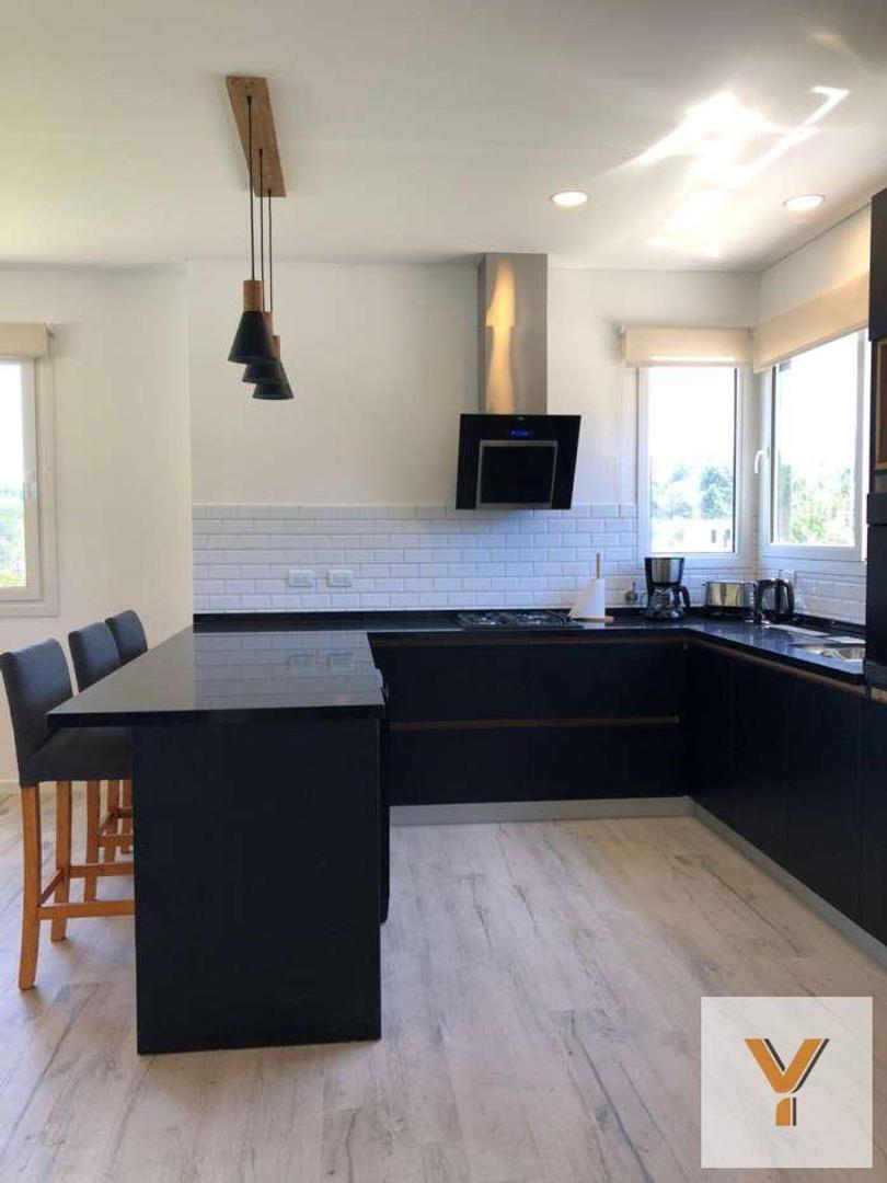 Casa en Venta en Costa Esmeralda, USD 420.000