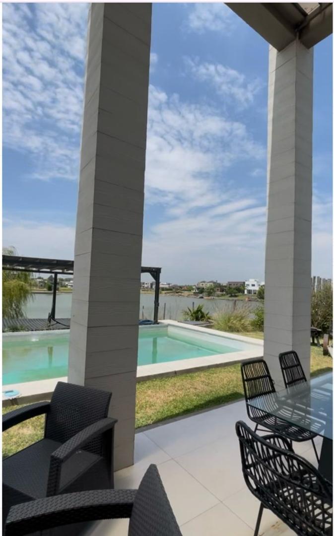 Casa en Alquiler Temporal en San Sebastian, USD 4.500