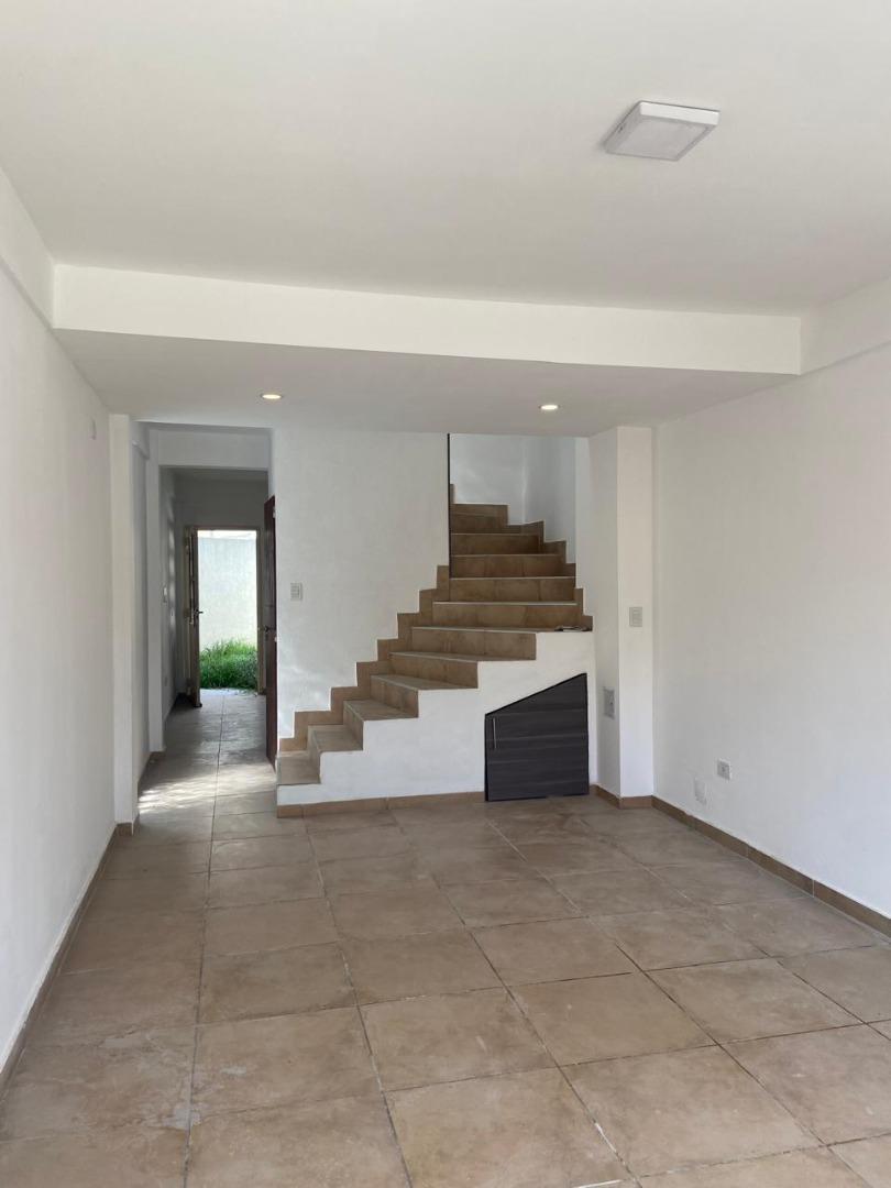 Casa en Alquiler de 2 dormitorios