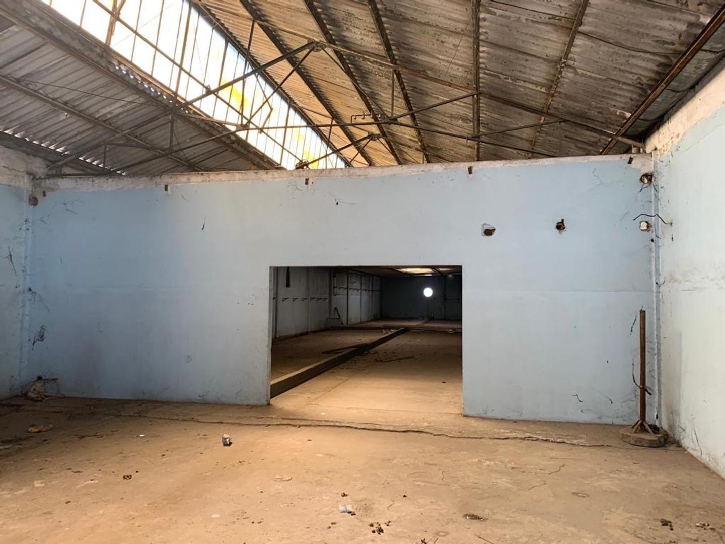 Galpon en Venta en Sarandi, USD 199.000