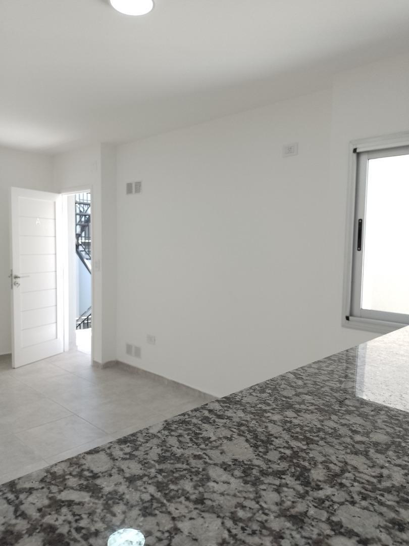 DEPARTAMENTO B° General Paz 1 dormitorios con Balcón