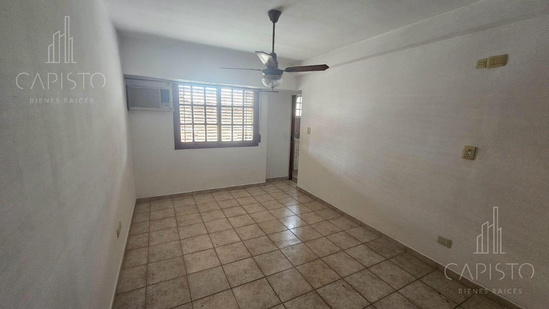 Depto Tipo Casa en Alquiler de 4 ambientes